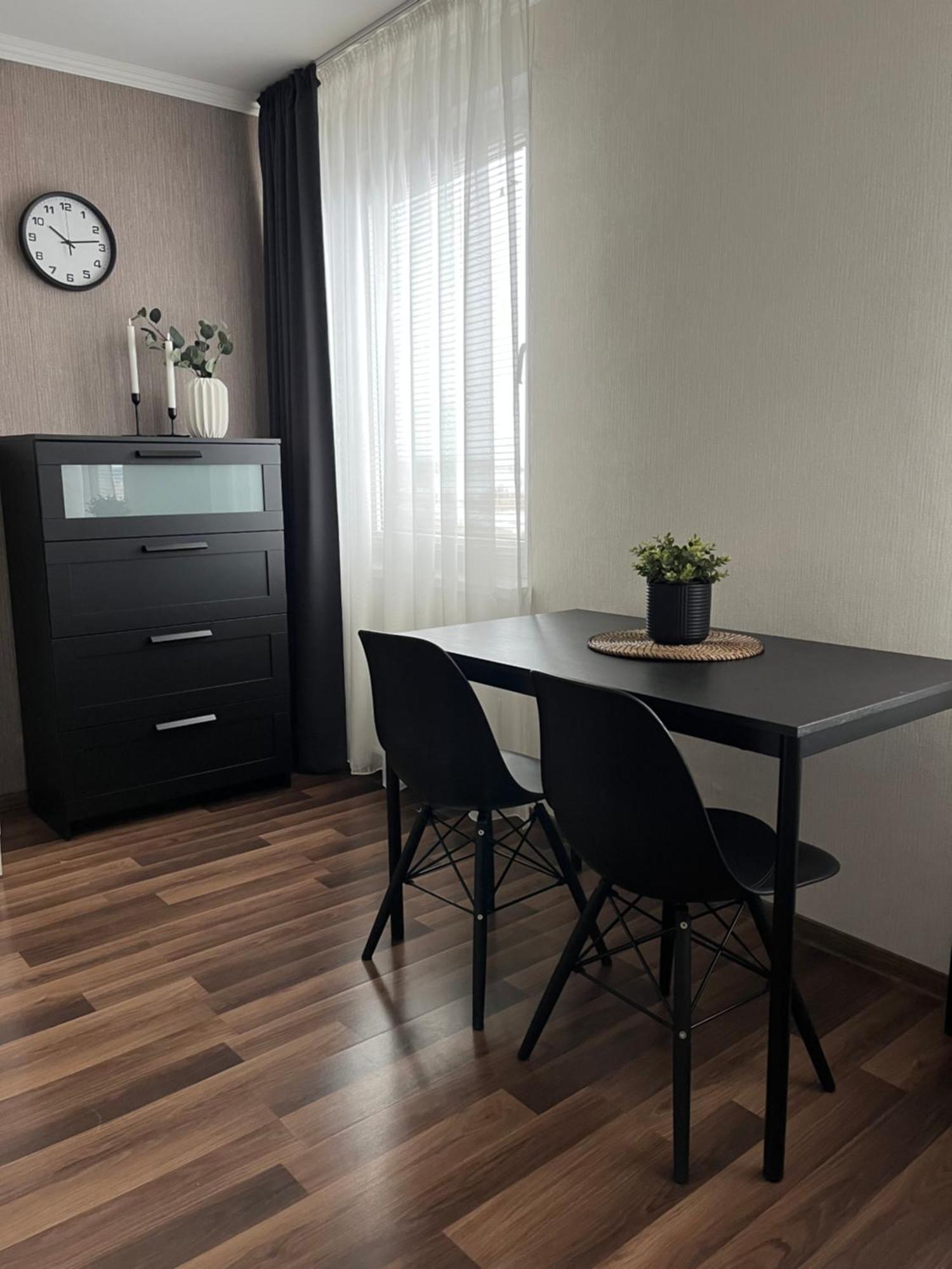 Vienibas Apartment Daugavpils Buitenkant foto