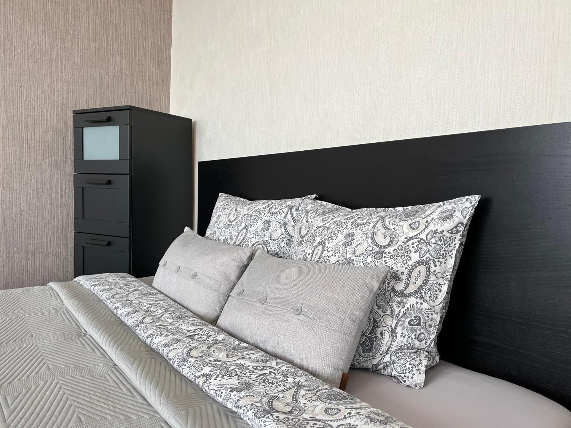 Vienibas Apartment Daugavpils Buitenkant foto